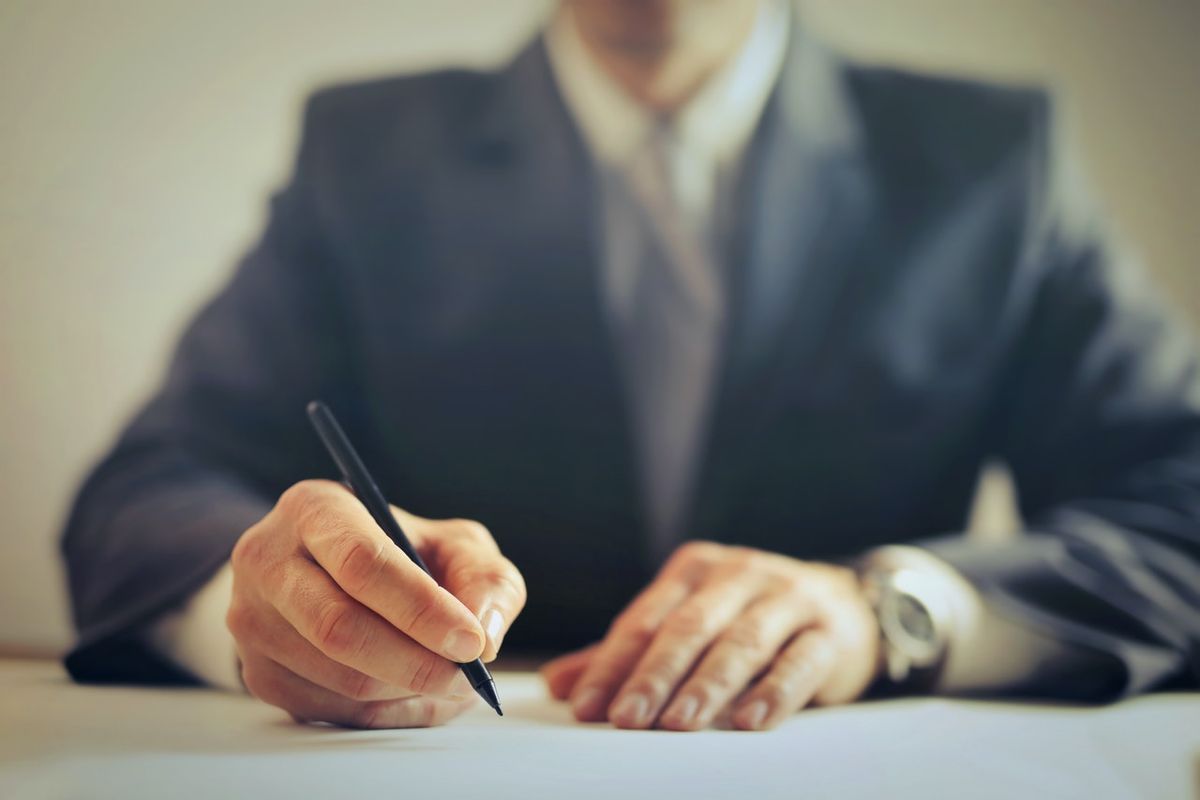 How to become a Medical Lawyer