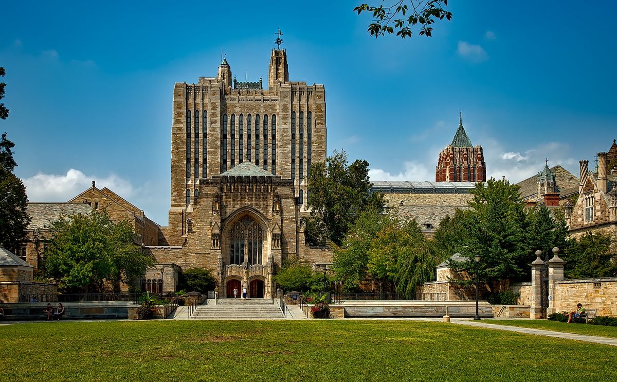 How to get into Yale Law School