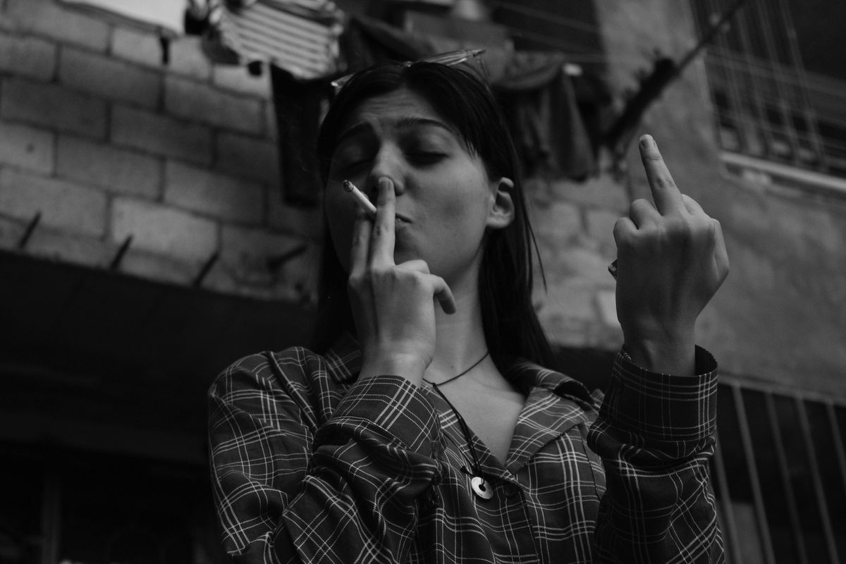 Is It Illegal To Flip Off A Cop (middle finger)