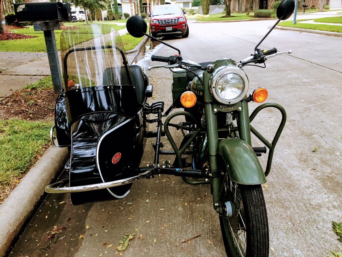 Is It Illegal to Park In Front Of a Mailbox?